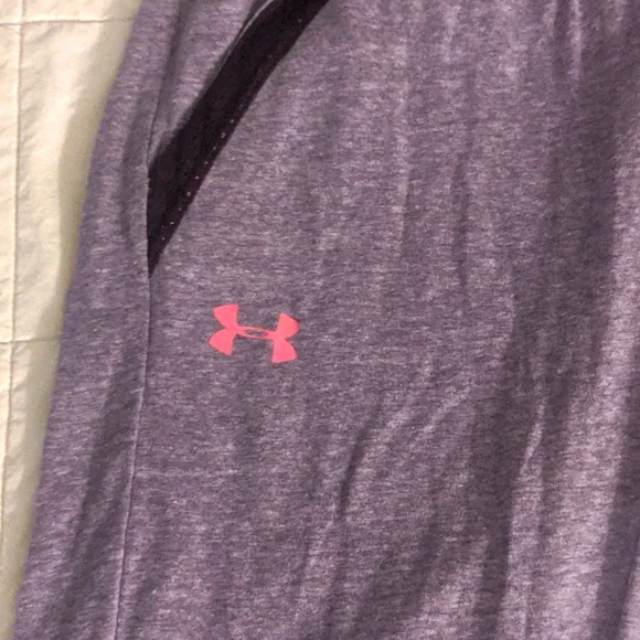 Under Armour women's workout pants - Picture 2 of 5